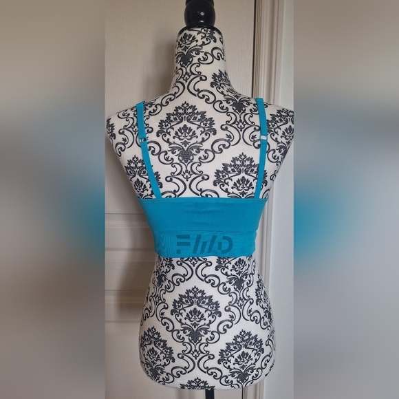 FWD XL Blue Sports Bra - Picture 2 of 3